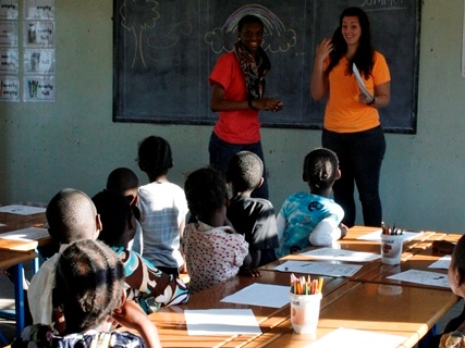 Chi Alpha teaching at VOH Mongu